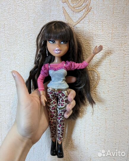 Кукла Bratz Yasmin Rock, Братц Ясмин Рок