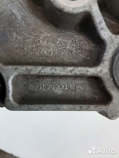 Кронштейн крепления МКПП Ford Mondeo 4