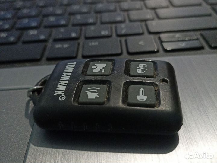 Брелок Tomahawk (Томагавк), бу