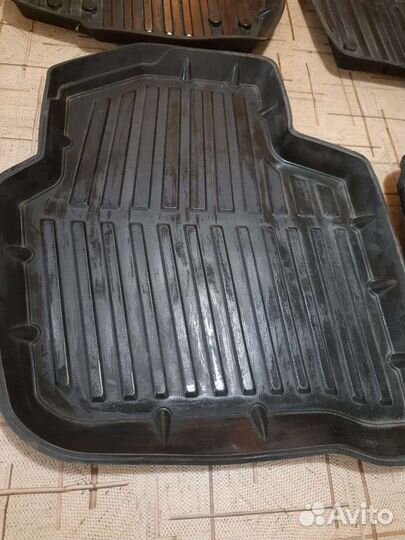 Автомобильные коврики резиновые Skoda rapid