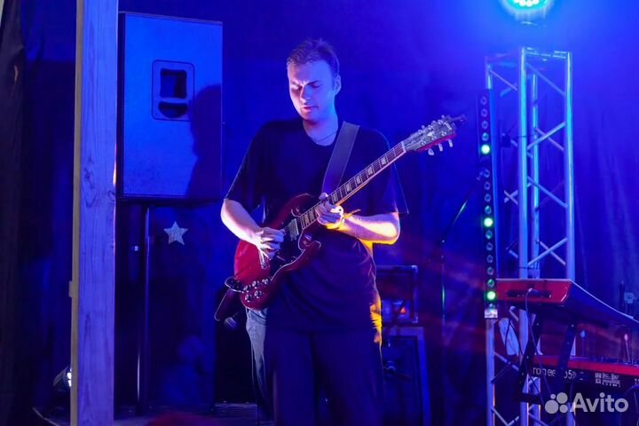 Преподаватель гитары