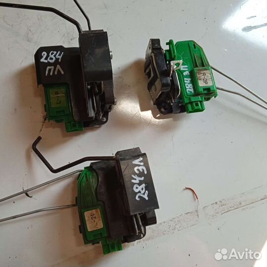 Замки дверей Hyundai Solaris 1 / Хендай Солярис 1