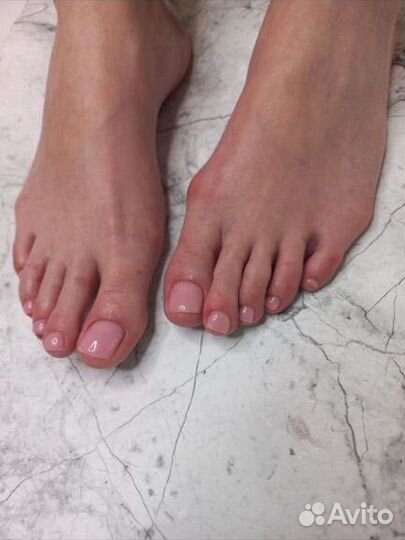 Мастер маникюра и педикюра