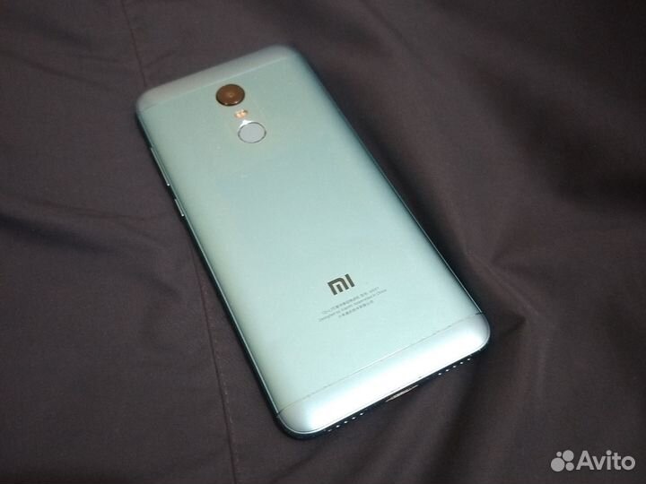 Смартфон Redmi 5 plus