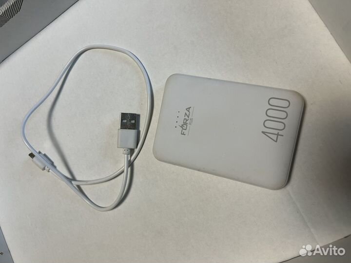 Портативное зарядное устройство