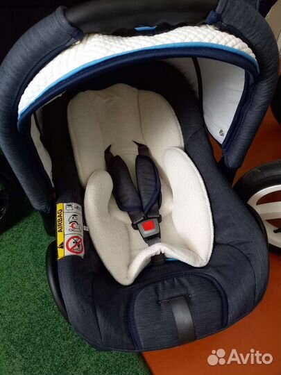 Коляска 3 в 1