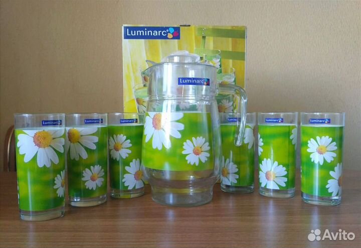 Кувшины и графины