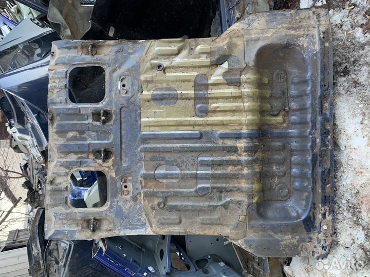 Пол багажника б/у Чери Тигго Chery Tiggo T11