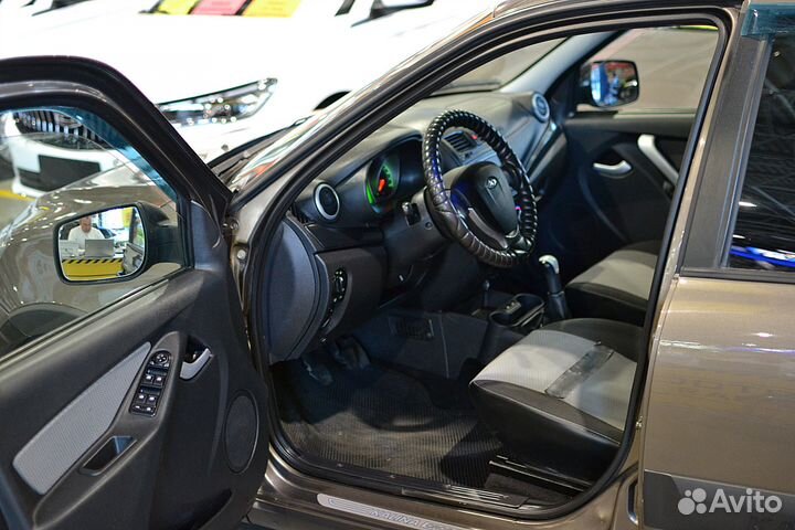 LADA Kalina 1.6 МТ, 2017, 90 000 км