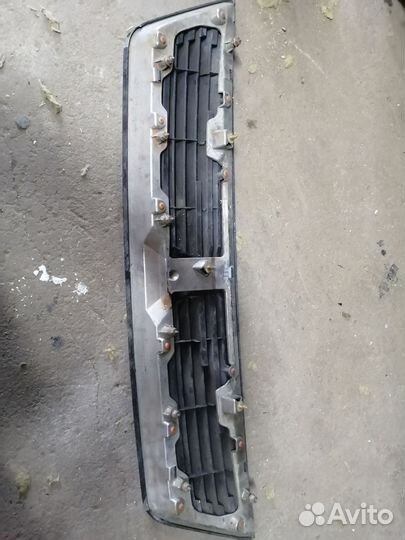 Решетка радиатора lancer cedia