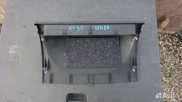 Козырек щитка приборов Nissan Xtrail NT30 QR20DE