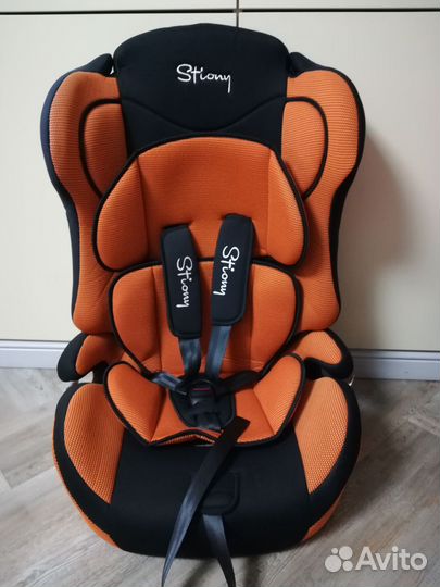 Автомобильное кресло