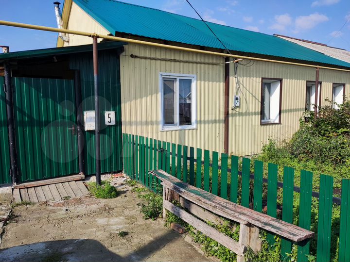 Дом 52 м² на участке 5 сот.