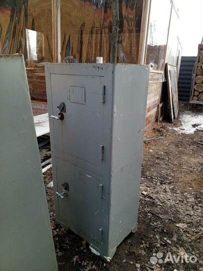 Оружейный сейф бу