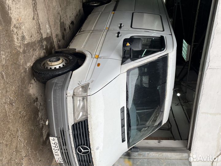 Mercedes-Benz Sprinter цельнометаллический, 1997
