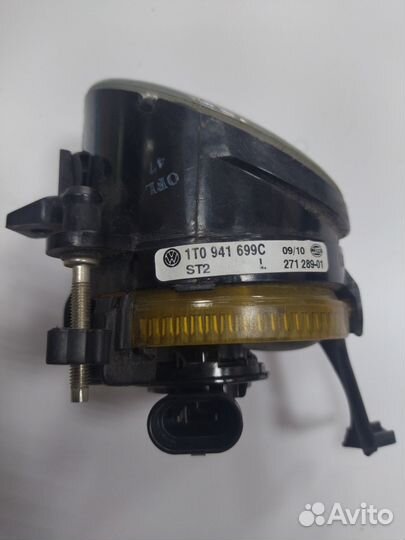 Фара противотуманная левая volkswagen Polo sedan