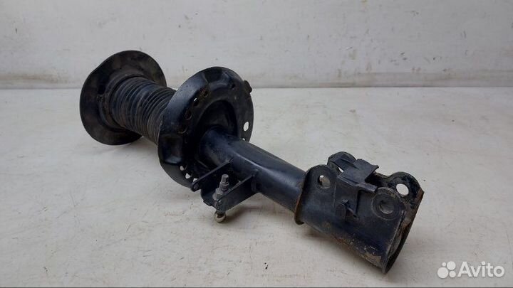 Амортизатор передний левый Mercedes-Benz Cla W117