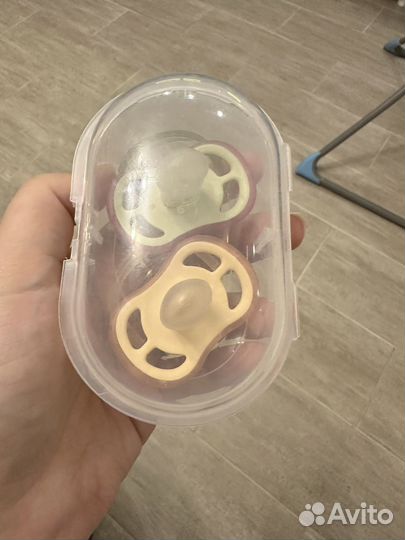 Соска пустышка avent 0 6