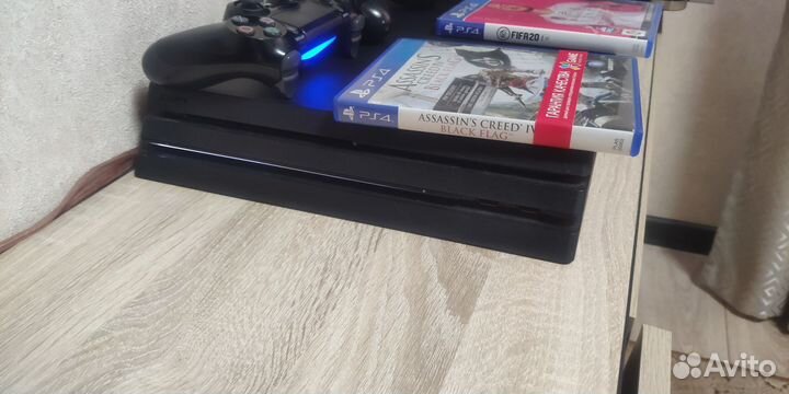 Sony playstation 4 PS4 pro 1tb с играми