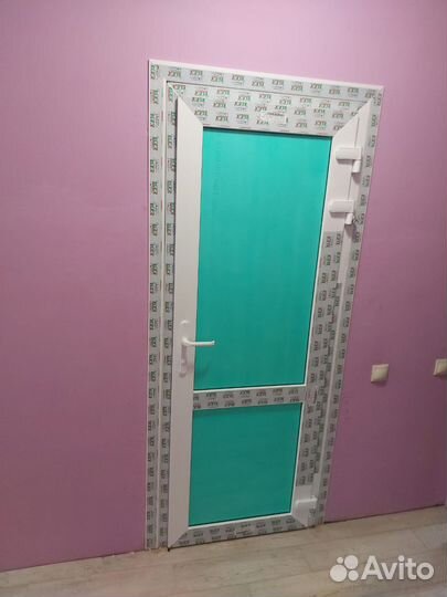 Пластиковые балконные двери