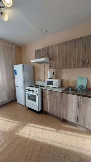 1-к. квартира, 35 м², 8/17 эт.