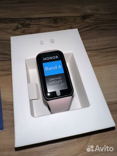 Умные час honor band 6