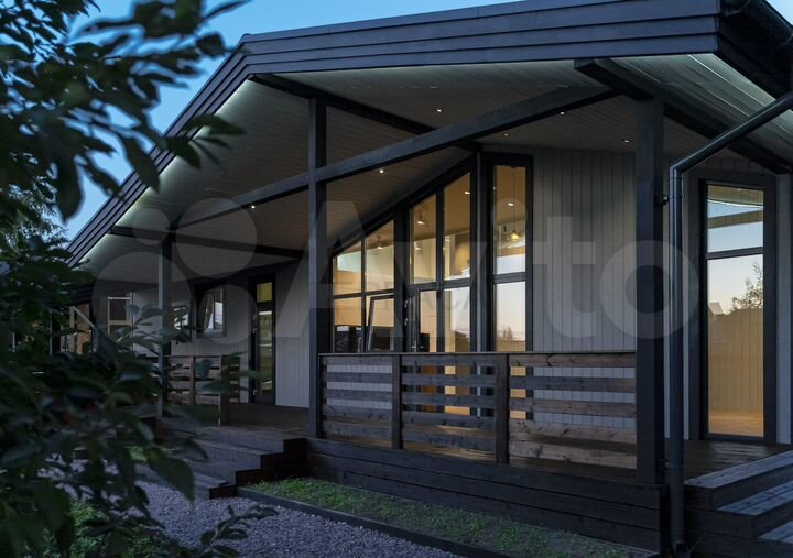 Дом 255 м² на участке 11 сот.