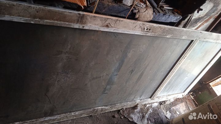 Дверь со стеклопакетом