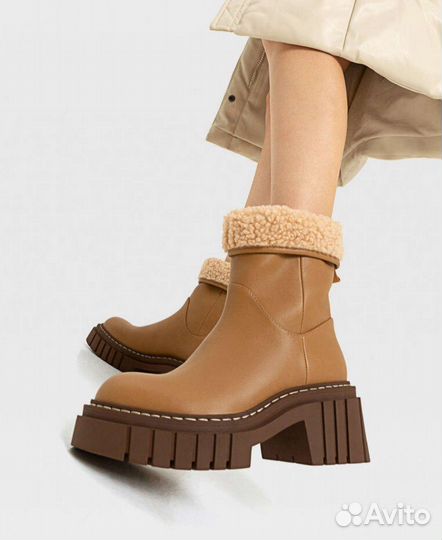 Ботинки женские stradivarius