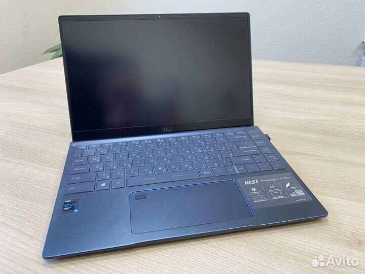 Ноутбук msi prestige 14 evo