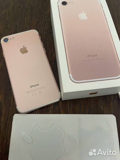 Телефон iPhone 7 32gb