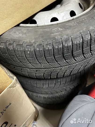 R15 Michelin X-Ice 185/65, PCD 4x100 DIA 60.1