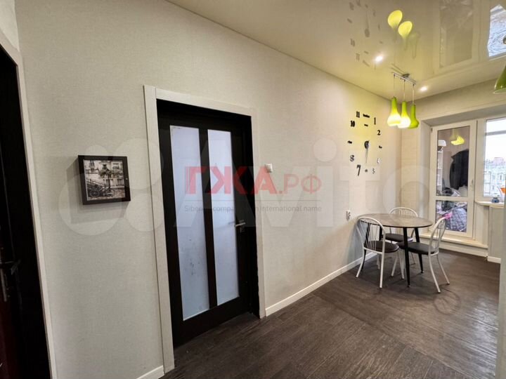 4-к. квартира, 92,4 м², 8/9 эт.