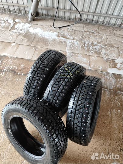 Viatti Brina Nordico V-522 185/65 R15 88T