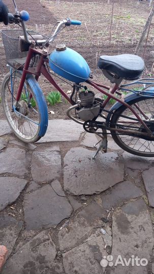 Продаю мопед