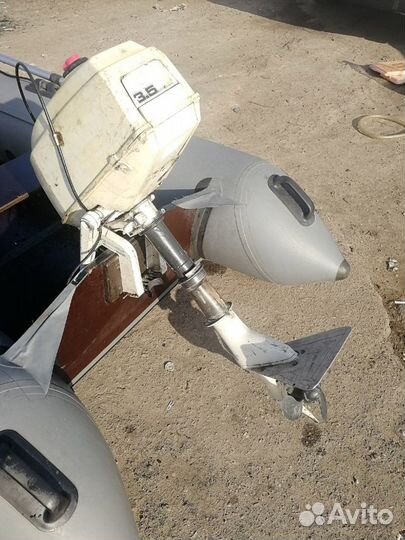 Лодка с мотором