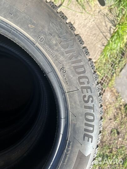 Bridgestone Ice Cruiser 7000S 205/60 R16