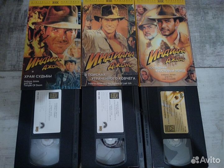 Видеокассеты vhs Индиана Джонс 1-2-3, Марс Атакует