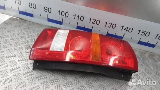 Фонарь задний левый land rover discovery 3 (HBG07M