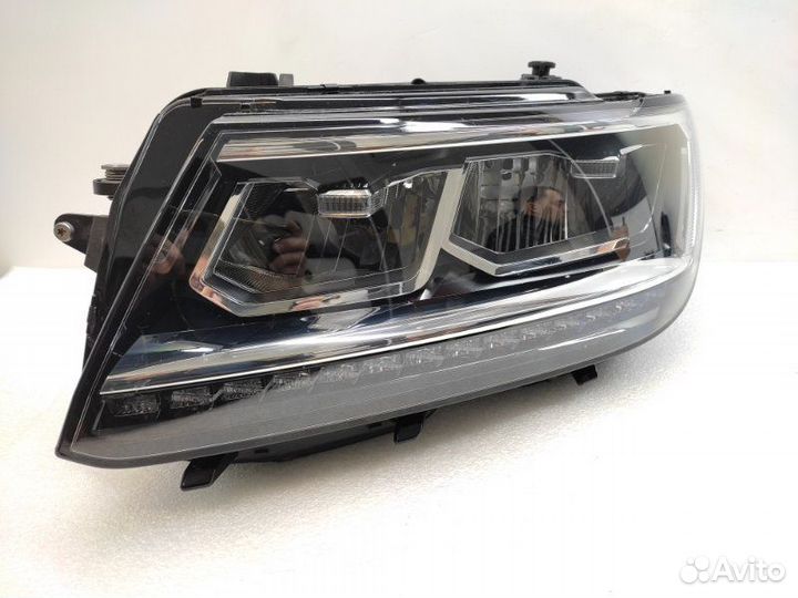 Фара передняя левая Volkswagen Tiguan 2 1.6D DGD