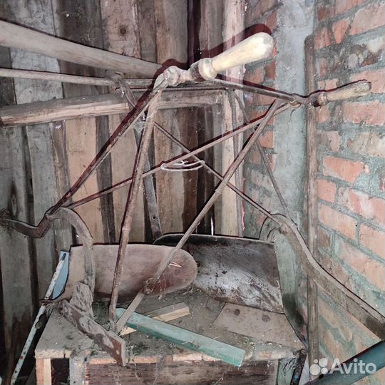 Конный плуг