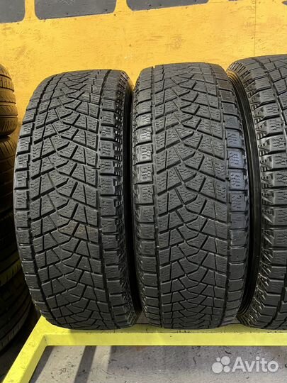 Bridgestone Blizzak DM-Z3 225/65 R17