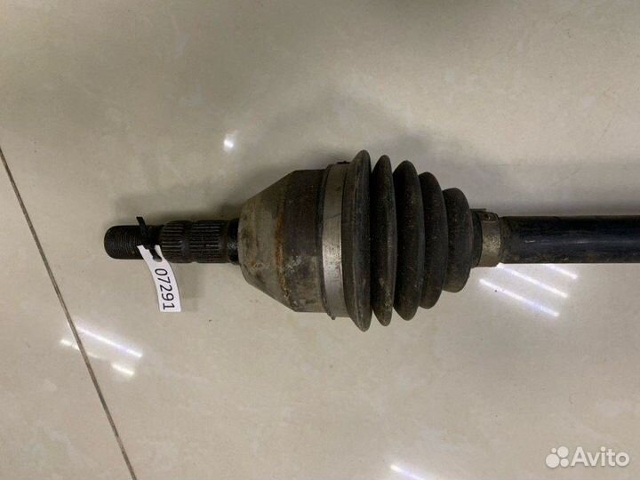 Привод передний правый Opel Astra L35 Z13DTH 2008