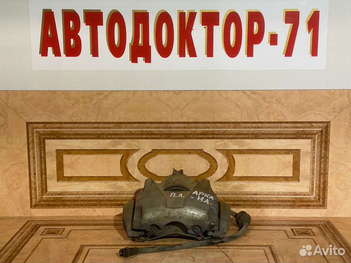 Передний левый суппорт Renault Arkana