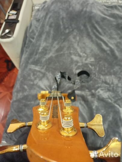 Топовая бас гитара Fernandes frb 75 япония