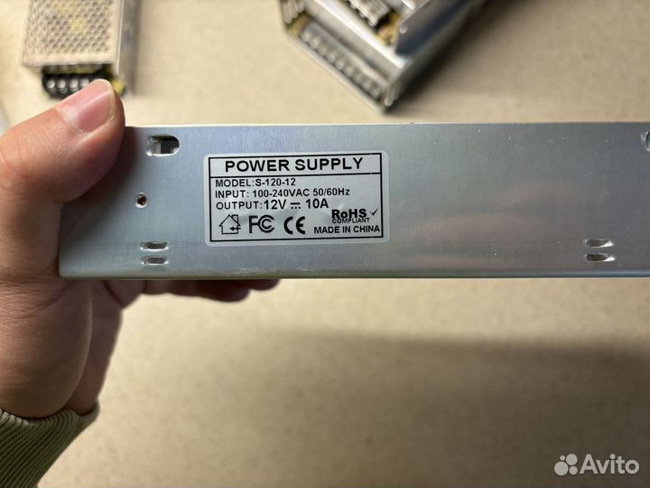 Блок питания для светодиодной ленты 12v