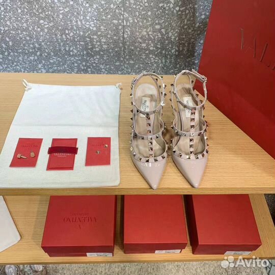 Туфли Valentino Garavani Rockstud