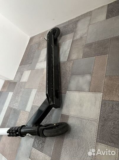 Самокат трюковый Hipe H1