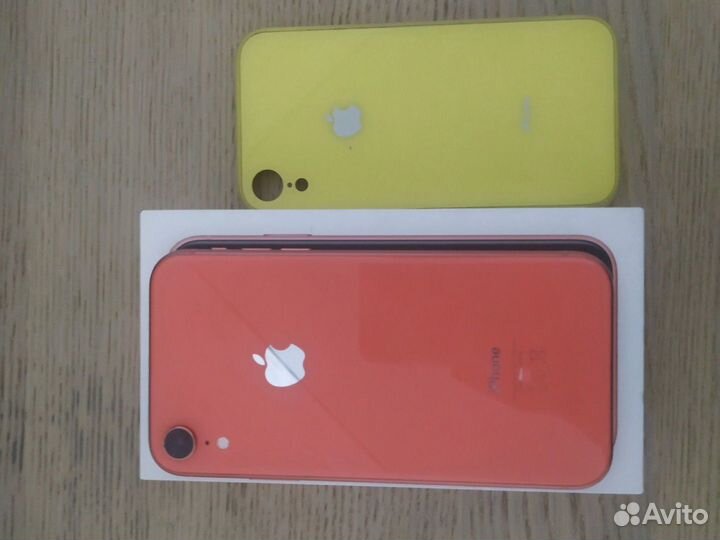 Телефон iPhone хр