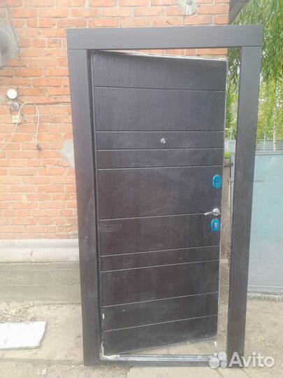 Дверь входная